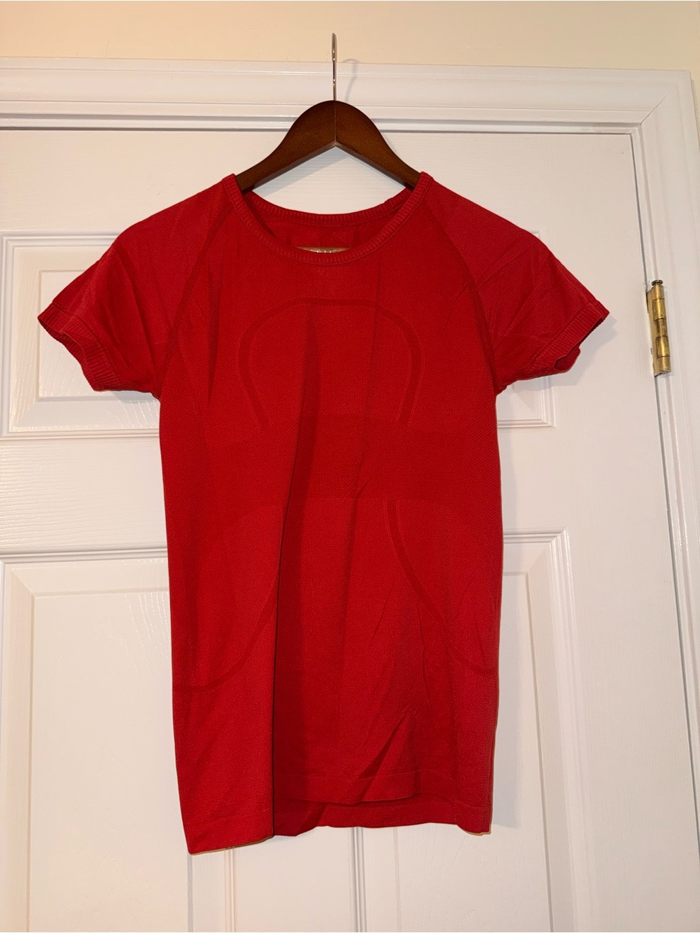lululemon athletica Red Short Sleeve Athletic Tee